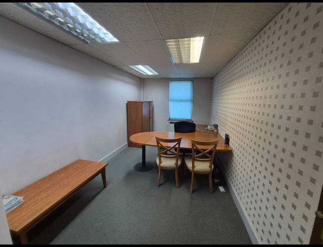 851M² OFFICE TO LET IN RIVONIA